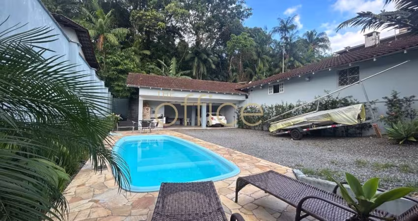 Casa com 4 quartos à venda no Iririú, Joinville 