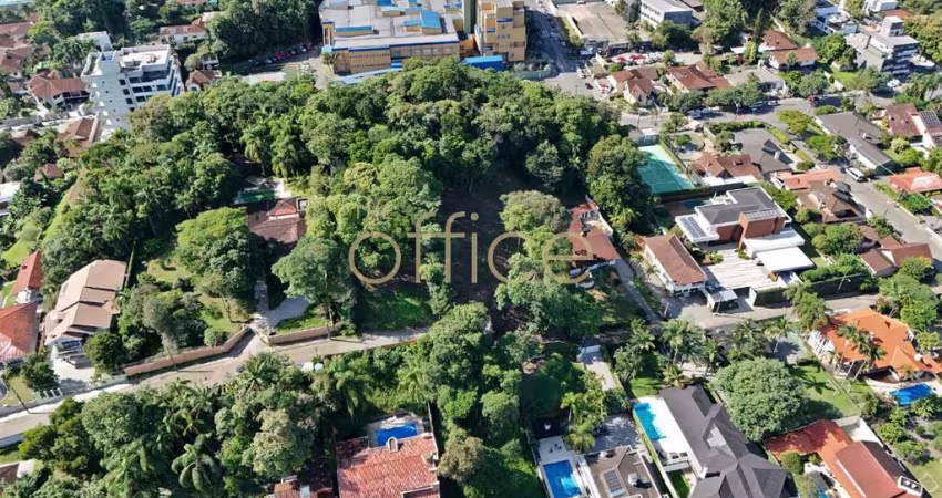 Terreno à venda no bairro América em Joinville.