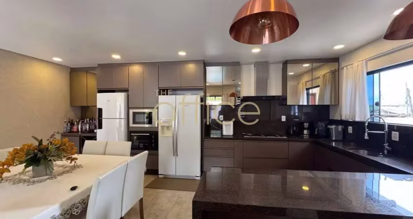 Casa com 3 quartos à venda na Vila Nova, Joinville 