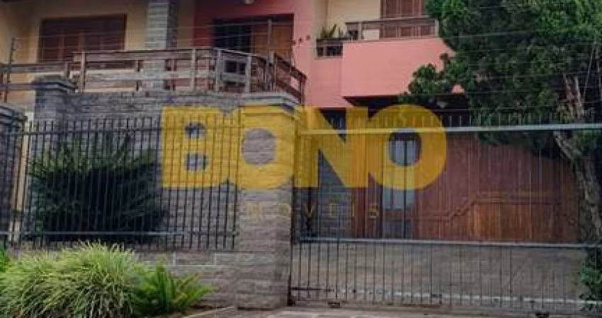 Casa com 5 quartos à venda na Colina Sorriso, Caxias do Sul 