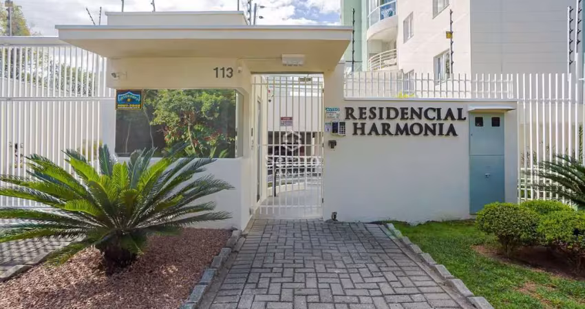 Apartamento com 3 quartos para alugar na Rua Helena Andretta de Oliveira, 113, Uberaba, Curitiba