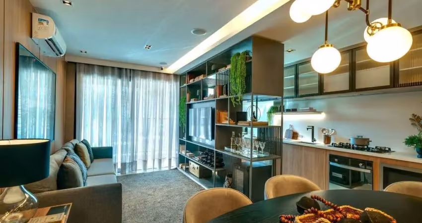 Apartamento com 79,33m², 02 suítes e integração de sala de estar e jantar, em me