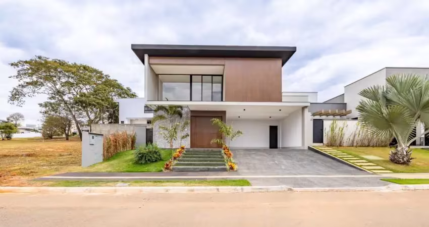 Casa em condomínio fechado com 4 quartos à venda na Avenida 1, s n, Residencial Goiânia Golfe Clube, Goiânia