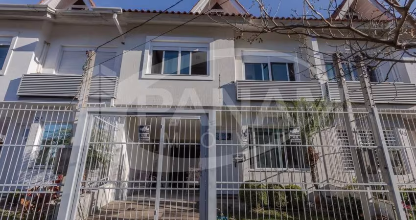 Casa com 3 quartos à venda na Rua Antônio Saber, 119, Jardim Planalto, Porto Alegre