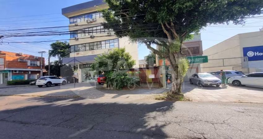 Terreno à venda na Avenida João Wallig, 597, Passo da Areia, Porto Alegre