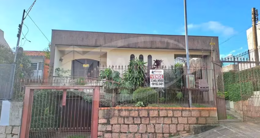 Casa com 3 quartos à venda na Beco Circular, 508, Vila Jardim, Porto Alegre