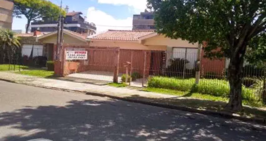 Casa com 3 quartos para alugar na Rua Bogotá, 516, Jardim Lindóia, Porto Alegre