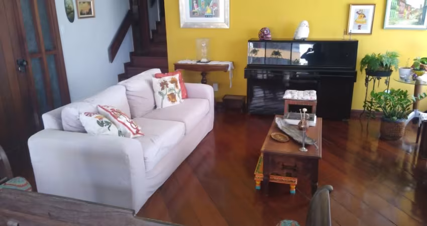 Apartamento à Venda no Caminho das Árvores , 192m2, 4 quartos, 3 suítes, 3 vagas