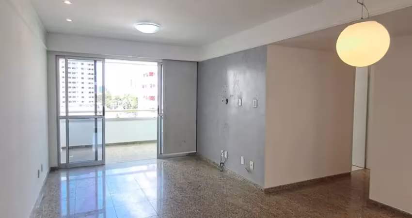 Apartamento super ventilado no loteamento aquarius – 3 quartos, 2 vagas e infraestrutura