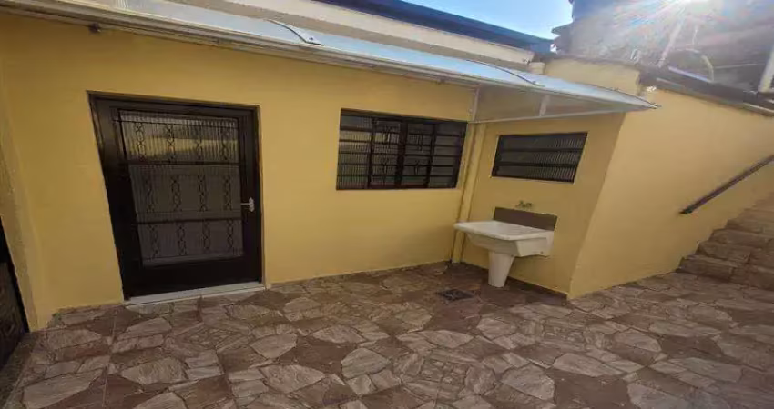 Casa com 1 quarto para alugar na Rua Justiniano, 433, Vila Alpina, São Paulo