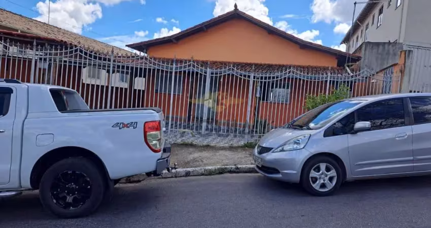 Casa com 5 quartos à venda na Porfírio Moreira Gois, 362, São Pedro, Ribeirão das Neves