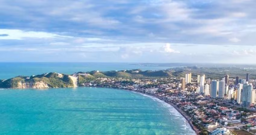 Excelente Lote a venda na orla de Ponta Negra. Linda vista do mar. Local comercial.