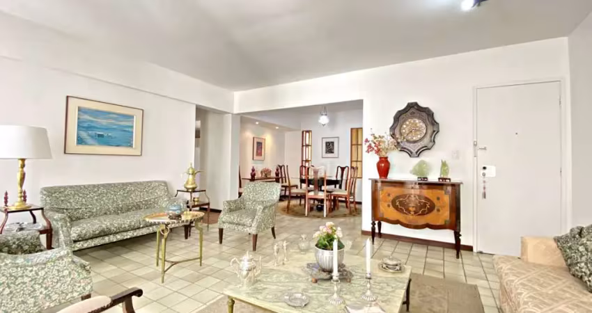 Apartamento à venda em Petrópolis, perto do mar, 130m², 3 quartos (sendo 1 suíte), excelente localiz