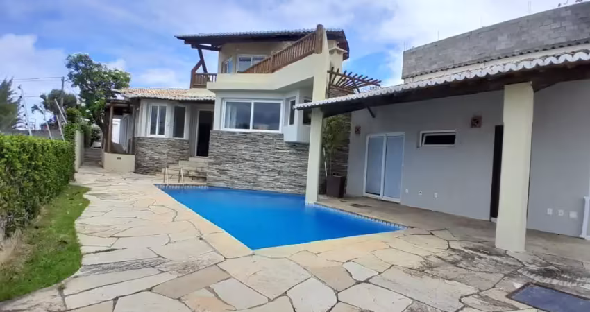 Linda casa à venda, na orla de ponta negra, vista/mar, piscina e churrasqueira.