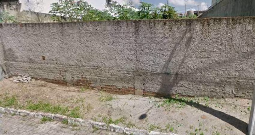 Terreno na orla de Ponta Negra, bem localizado
