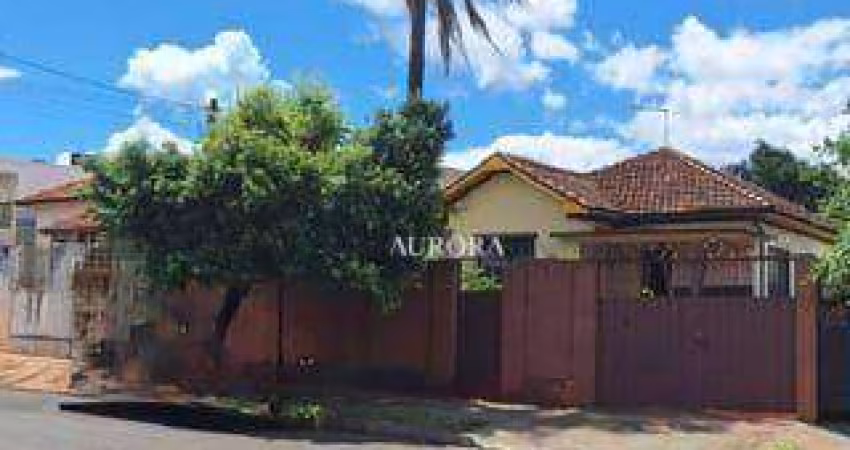 Casa com 3 dormitórios à venda, 340 m² por R$ 700.000,01 - Centro - Londrina/PR