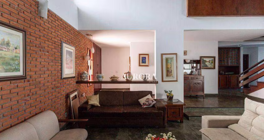 Casa com 4 dormitórios, piscina à venda, 489 m² por R$ 1.500.000 - Quebec - Londrina/PR