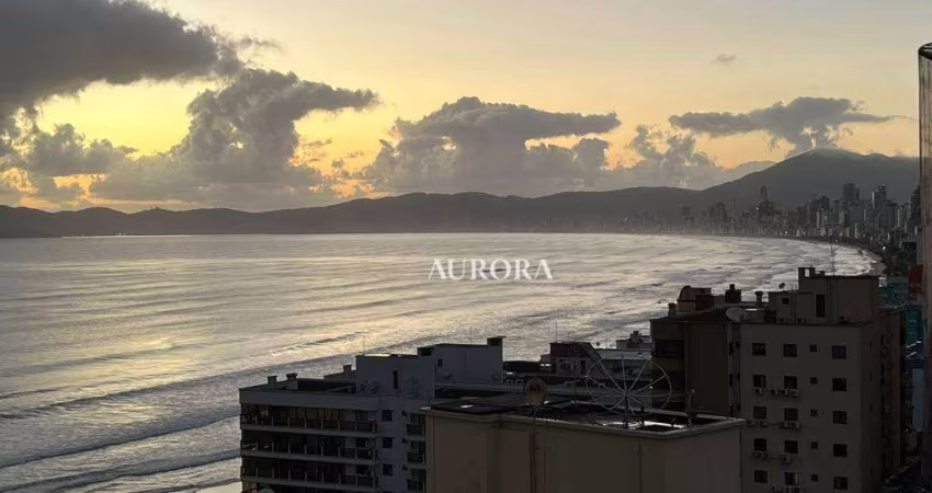 Apartamento no litoral com 3 dormitórios à venda, 153 m² por R$ 3.890.000 - Centro - Itapema/SC