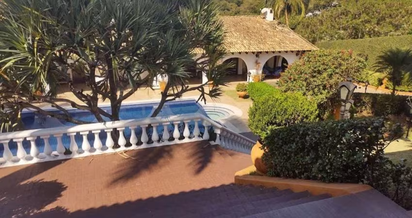 Casa com 5 dormitórios à venda, 1000 m² por R$ 17.000.000,00 - Bela Suiça - Londrina/PR