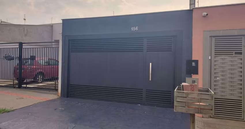 Casa com 2 dormitórios à venda, 72 m² por R$ 370.000,00 - Jardim Montecatini - Londrina/PR