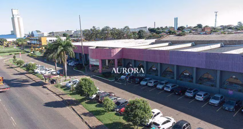 Imóvel comercial  com área construída de 6.817m², contando com mais de 100 vagas de estacionamento, para locação na avenida tiradentes em londrina