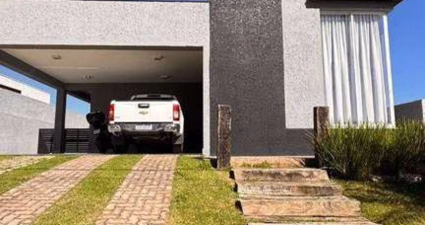 Casa com 3 suítes à venda, 295 m² por R$ 1.600.000