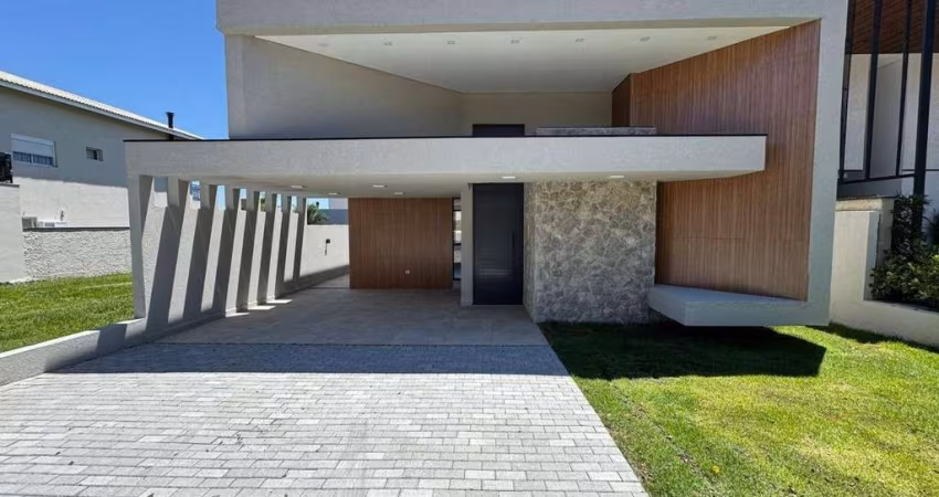 Casa com 3 suítes à venda, 214 m² por R$ 2.500.000 - Condomínio Portal de Bragança - Bragança Paulista/SP