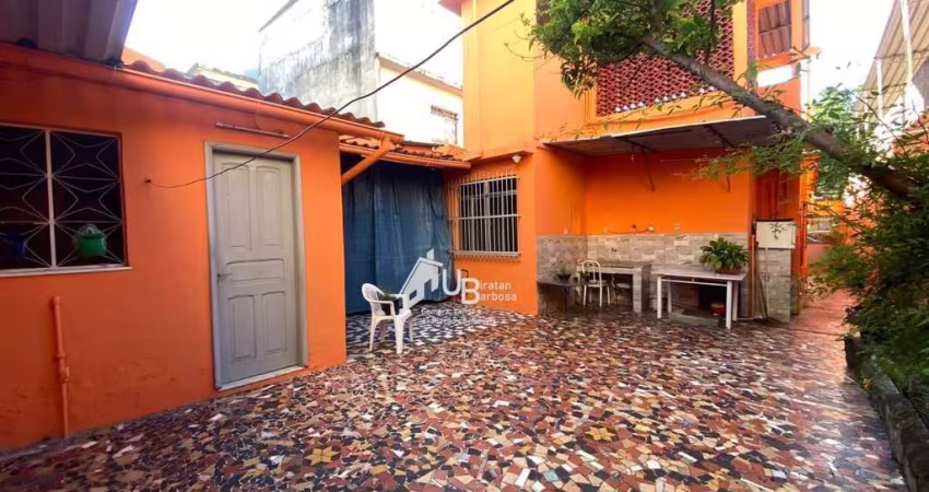 Maravilhosa Casa linear com quintal na Penha.