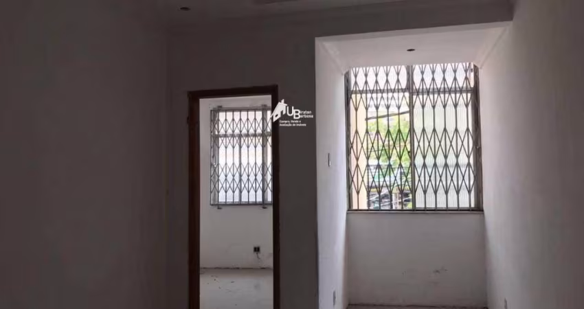 Excelente apartamento de 2 quartos , área de serviço e localização privilegiada em Pilares