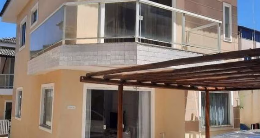 Casa em condomínio fechado com 4 quartos para alugar no Ipitanga