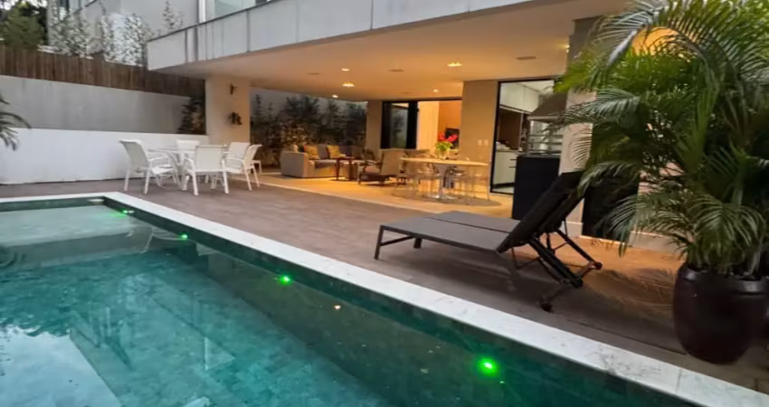 Casa de alto luxo  4 suítes alphaville i energia solar salvador