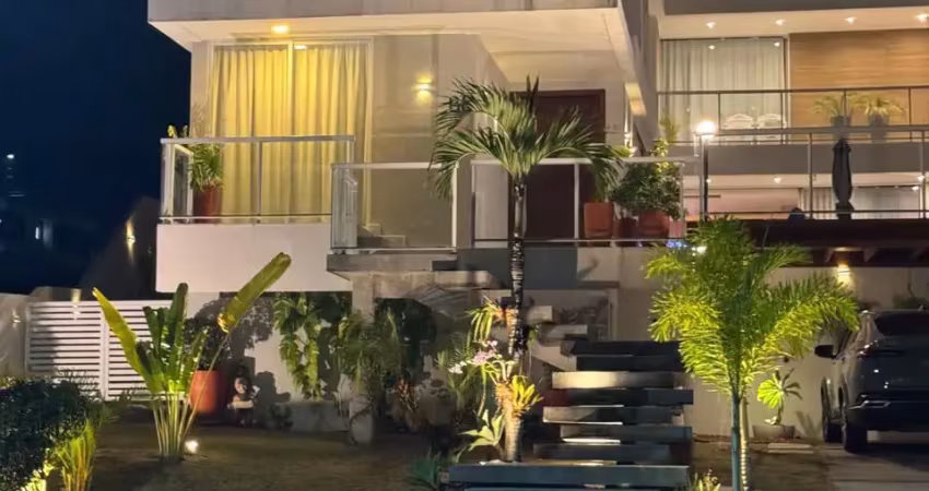 Casa no alphaville litoral norte 3 porteira fechada para venda