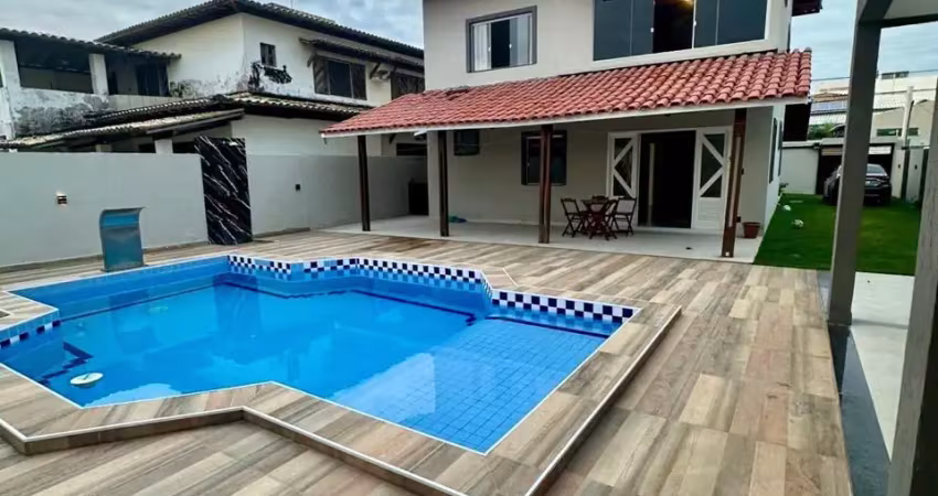 Linda casa com energia solar à venda em alameda fechada vilas do atlântico