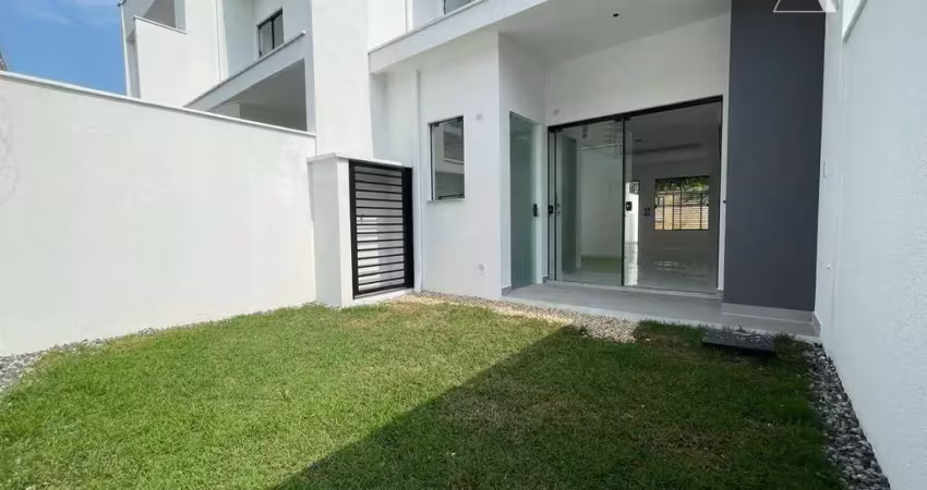 Casa com 3 dormitórios à venda, 111 m² por r$ 649.000,00 - bom retiro - joinville/sc