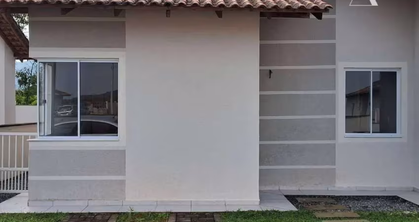 Casa com 2 dormitórios à venda, 50 m² por R$ 250.000,00 - Rio Onça - Garuva/SC