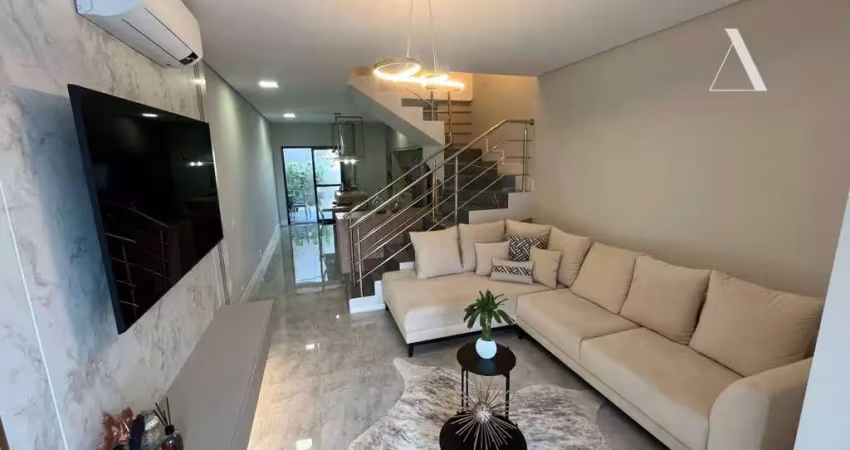 Casa com 3 dormitórios à venda, 132 m² por R$ 929.000,00 - Bom Retiro - Joinville/SC