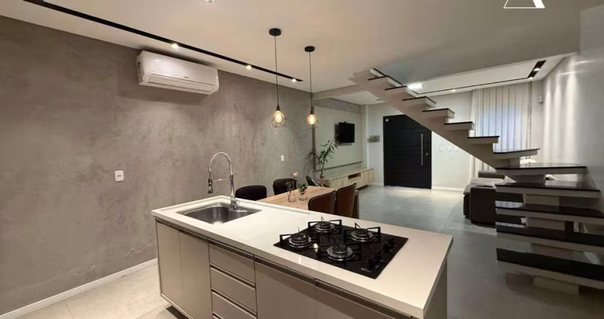 Sobrado de esquina com 1 suíte Master ( Closet e Hidromassagem), 160 m², à venda, por R$ 649.000,00 - Itinga - Araquari/SC