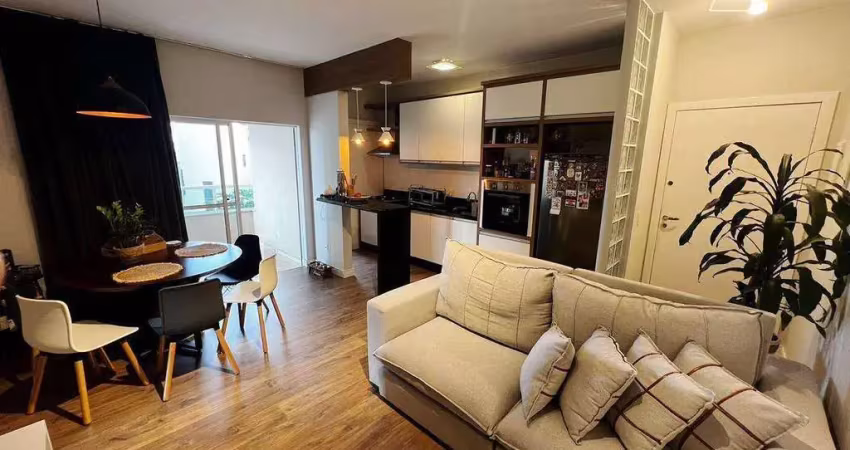 Apartamento de 01 suíte + 01 dormitório no saguaçú!