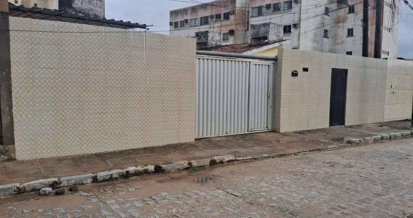 Casa em Pau Amarelo | 53m³