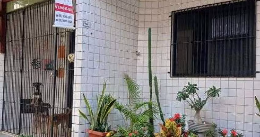 Imóvel para venda possui 80 metros quadrados com 3 quartos em Cordeiro - Recife - PE