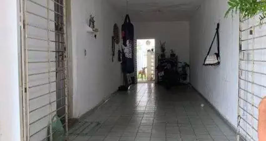 Casa com 3 quartos à venda na Avenida Maurício de Nassau, Iputinga, Recife