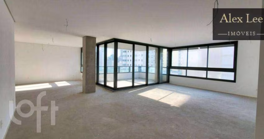Em Pinheiros, um Idea!Zarvos no contrapiso em excelente localização