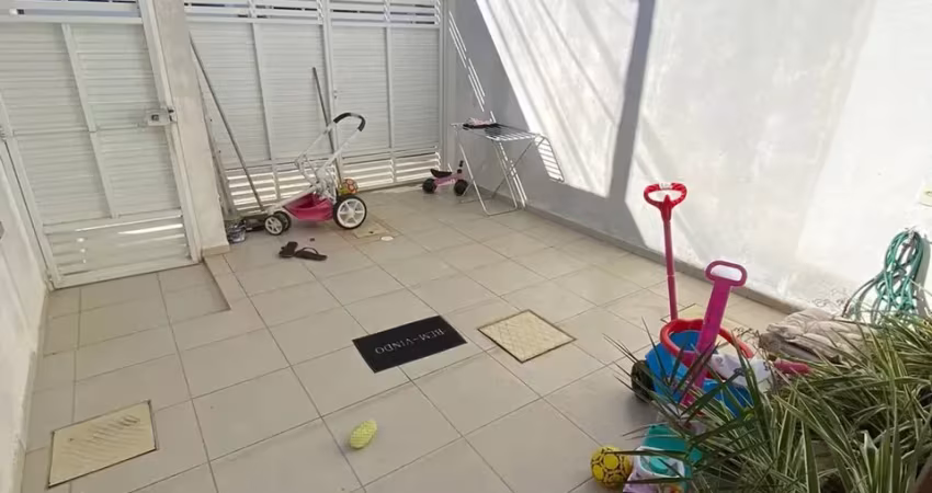 Imóvel à Venda em Macaé - Porteira Fechada (