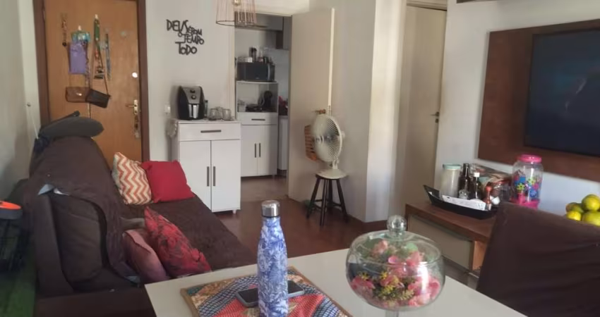 Apartamento à venda em Niterói-RJ, Largo da Batalha: 2 quartos, 1 suíte, 1 sala, 1 banheiro, 1 vaga, 60m²!