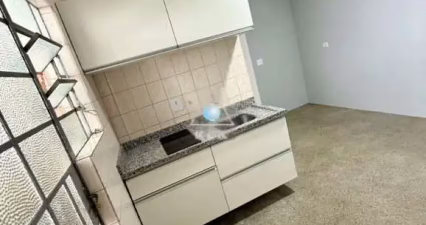 Apartamento com 2 quartos para alugar na Avenida Marechal Floriano Peixoto, 5401, Hauer, Curitiba
