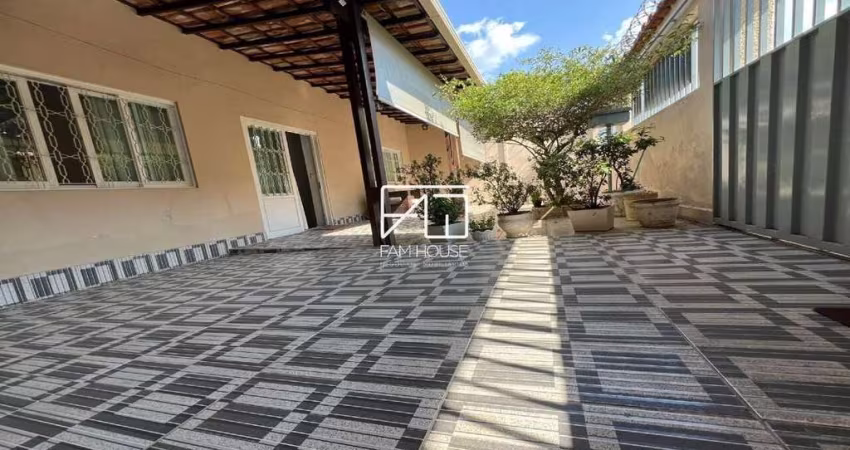 Casa com 4 quartos à venda em Belo Horizonte