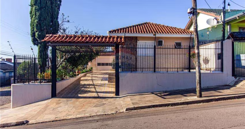 Casa com 2 Dormitórios à Venda, Bairro Petrópolis, Passo Fundo