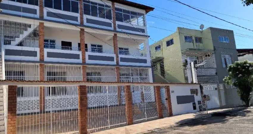 Casa térrea tipo apartamento medindo 154 m² com 4/4 dormitórios, sala ampla, pé direito alto, garagem, área gourmet a vender no Jardim Eldorado IAPI