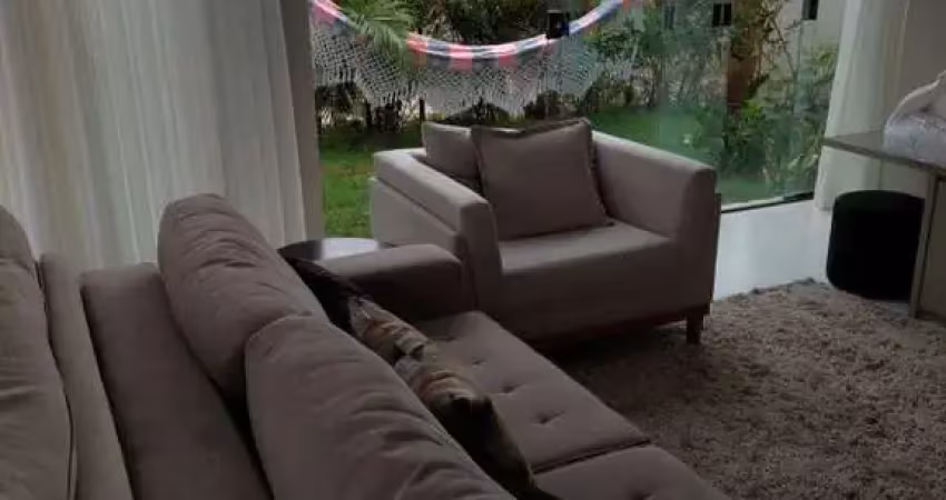 Casa Duplex nova mobiliada medindo 260 m² em terreno com 455 m² divido em 5 suítes climatizadas no Reserva Sauípe Mata de São João vender ou Alugar