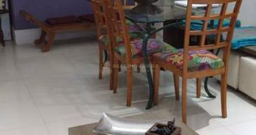 Apartamento de 3 Quartos a Venda em Laranjeiras